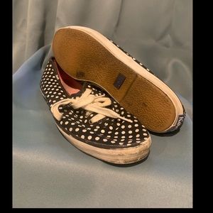 Black and white keds